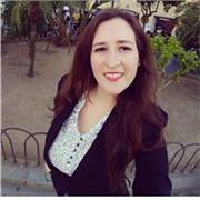 Profesora de lengua y de apoyo en materias. También doy clases de Inglés e Italiano.